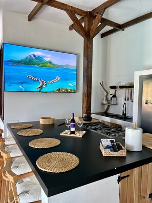 Interior - Vacation Villa 'Ocean Breeze' with Sea View, Private Pool and Wi-Fi (Firgas)