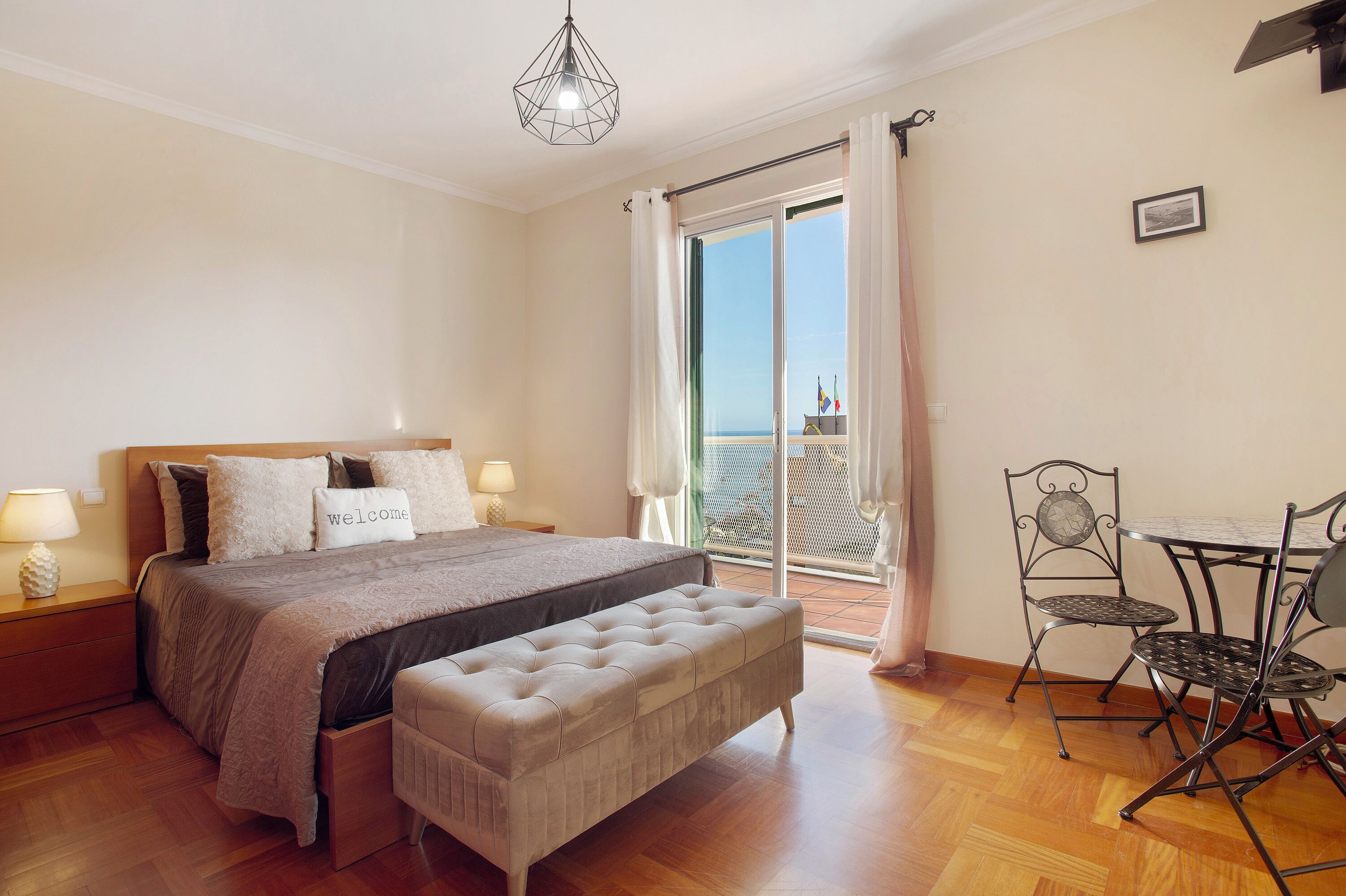 3 chambres, Wi-Fi gratuit, draps fournis