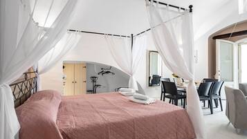 Fer et planche à repasser, Wi-Fi, draps fournis