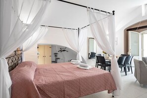 Fer et planche à repasser, Wi-Fi, draps fournis