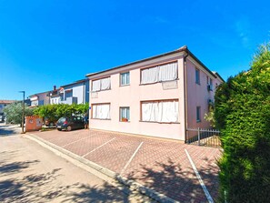 Exterior - Holiday apartment with air conditioning (Fažana)