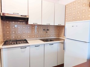 Kühlschrank, Herdplatte