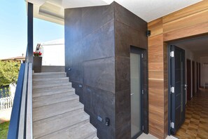 Exterior detail - Holiday apartment with air conditioning (Fažana)