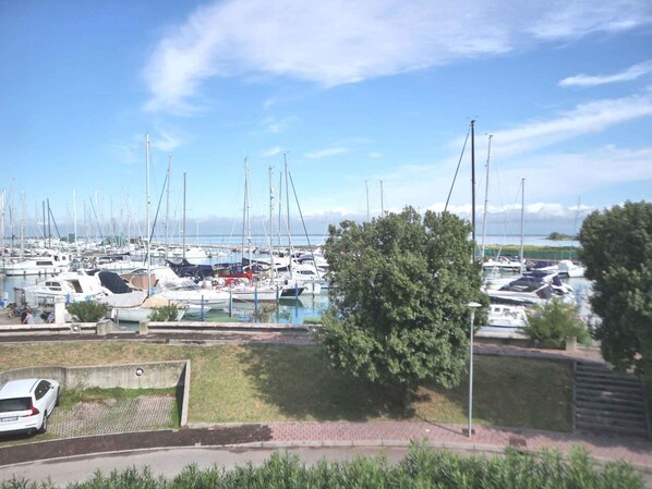 Marina - Holiday apartment mit Klimaanlage und Meerblick (Lignano Sabbiadoro)