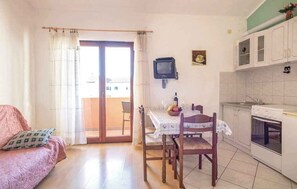 Interior - Holiday apartment with air conditioning (Valbandon)