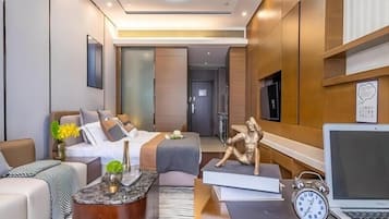 Hypo-allergenic bedding, down duvets, individually decorated