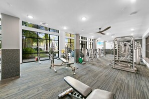Fitness facility - Poolside Bliss: Stylish 1BR Unit in Resort Complex (Jacksonville)