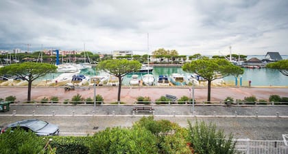 Appartement de vacances avec climatisation et terrasse