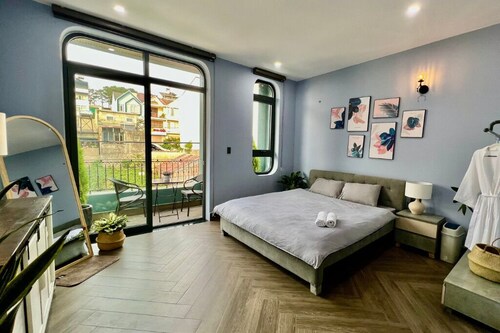 Green House Da Lat - The studio apartment with great valley view