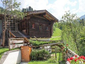 Esterni