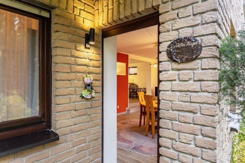 Apartment 'Ferienwohnung Am Mozarthügel' with Wi-Fi