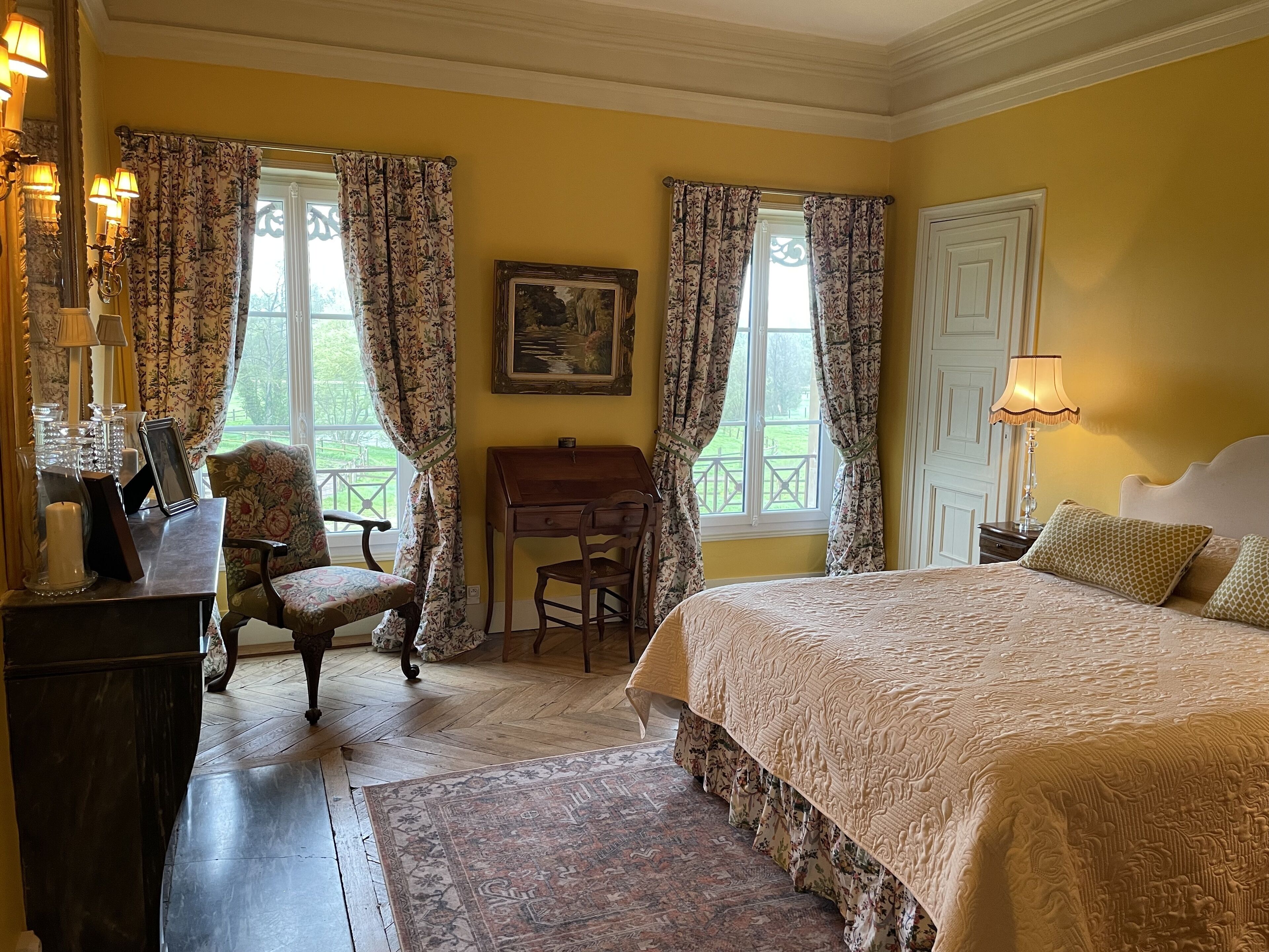 7 slaapkamers, een strijkplank/strijkijzer, wifi, beddengoed