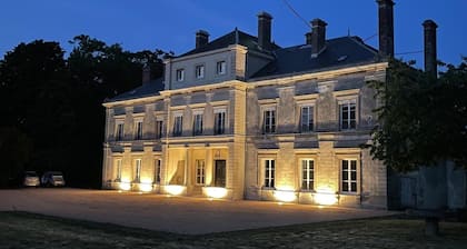 Château Normandie Pour Réunion de Familles, Long Week-end ou Semaine de Vacances