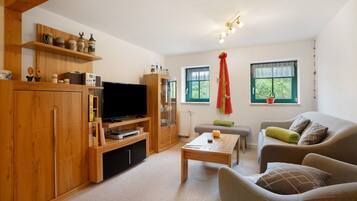 TV, DVD player