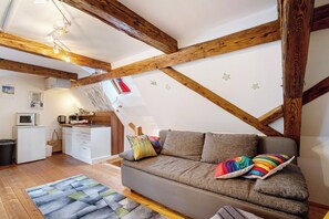 TV - Apartment 'Augustusberg' with Mountain View, Private Terrace and Wi-Fi (Bad Gottleuba-Berggießhübel)