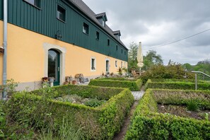 Esterni