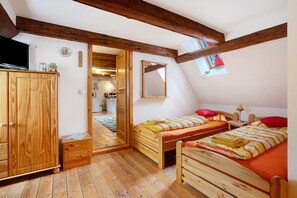 2 chambres, fer et planche Ă repasser, Wi-Fi gratuit, draps fournis