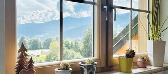 Apartment 'Haus Rosenheim' with Mountain View, Balcony and Wi-Fi