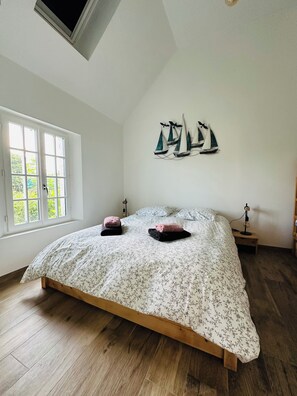 3 bedrooms, WiFi, bed sheets - LA PETITE CABANE - WIFI - QUIET - BIKE PATH IN FRONT OF THE HOUSE  (Le Crotoy)