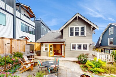 Century-old, dog-friendly home with hot tub, gorgeous patio & prime location