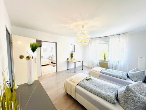 AlbGlück 1 Hechingen for 1-5 guests, idyllic by the stream, balcony, 5 km to Hohenzollern Castle