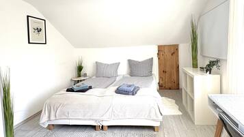 3 chambres, fer et planche Ă repasser, Wi-Fi gratuit, draps fournis