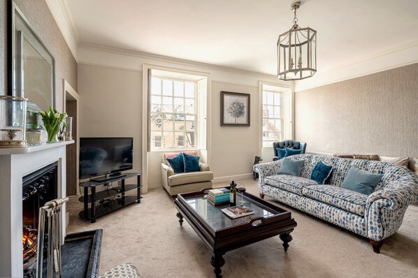 Smart-TV, peis og stereoanlegg