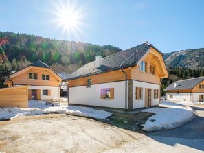 Esterni