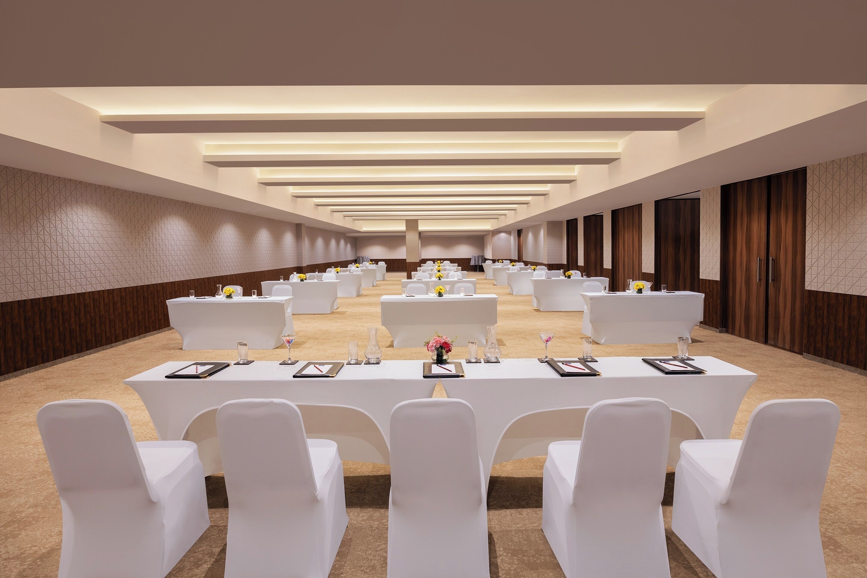 Foto - V Sarovar Portico MI Road Jaipur