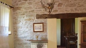 Living area - Casa Brina E: A characteristic and welcoming apartment that is part of an ancient country house made of stone, with Free WI-FI. (Monte Santa Maria Tiberina)