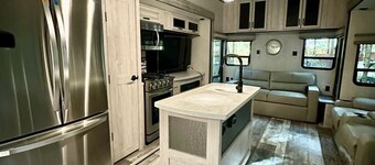 Pacific Northwest Luxury Glamping! 