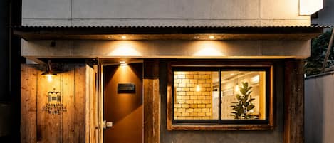 施設の正面