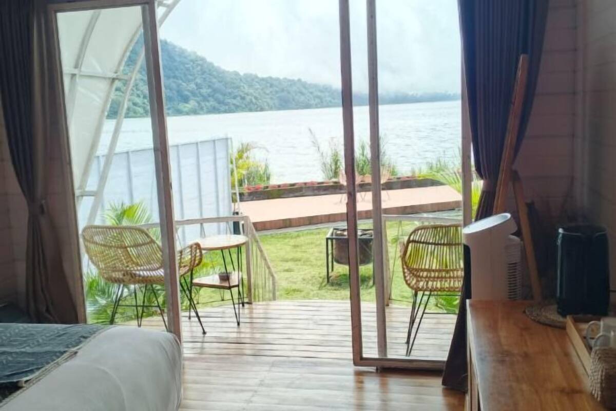 1 kamar tidur dan seprai linen