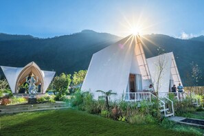 Tent (Suite) | Pemandangan dari bilik