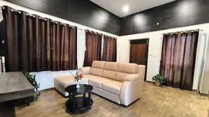 Ảnh chưa phân loại, 3 trong số 87 ảnh, nút
