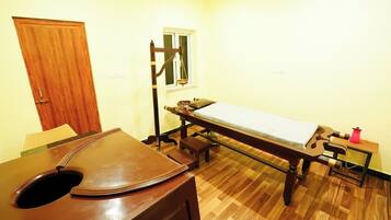 Soins ayurvédiques, 2 salles de soins