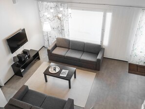 TV, DVD player