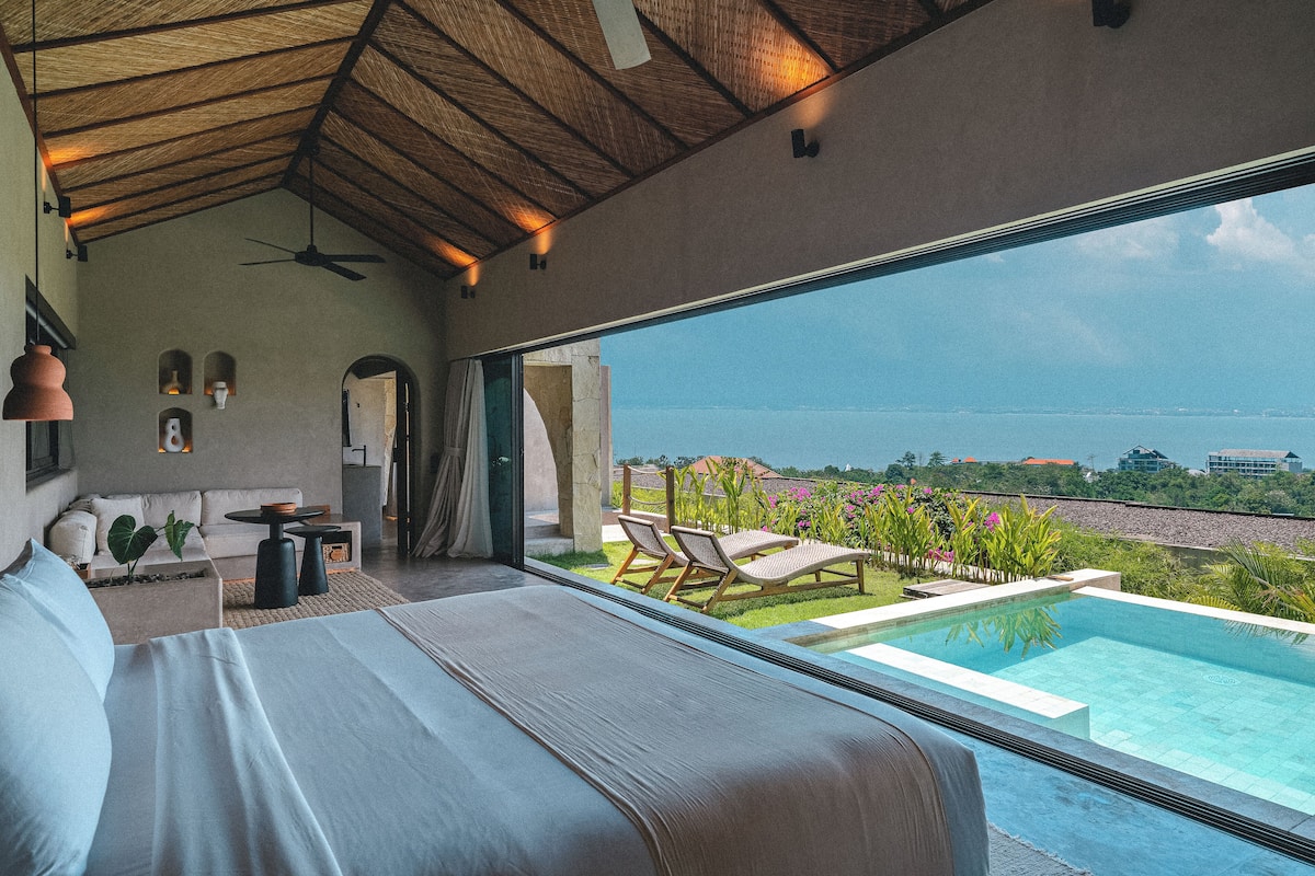 Villa 3 Lighthouse Ocean View