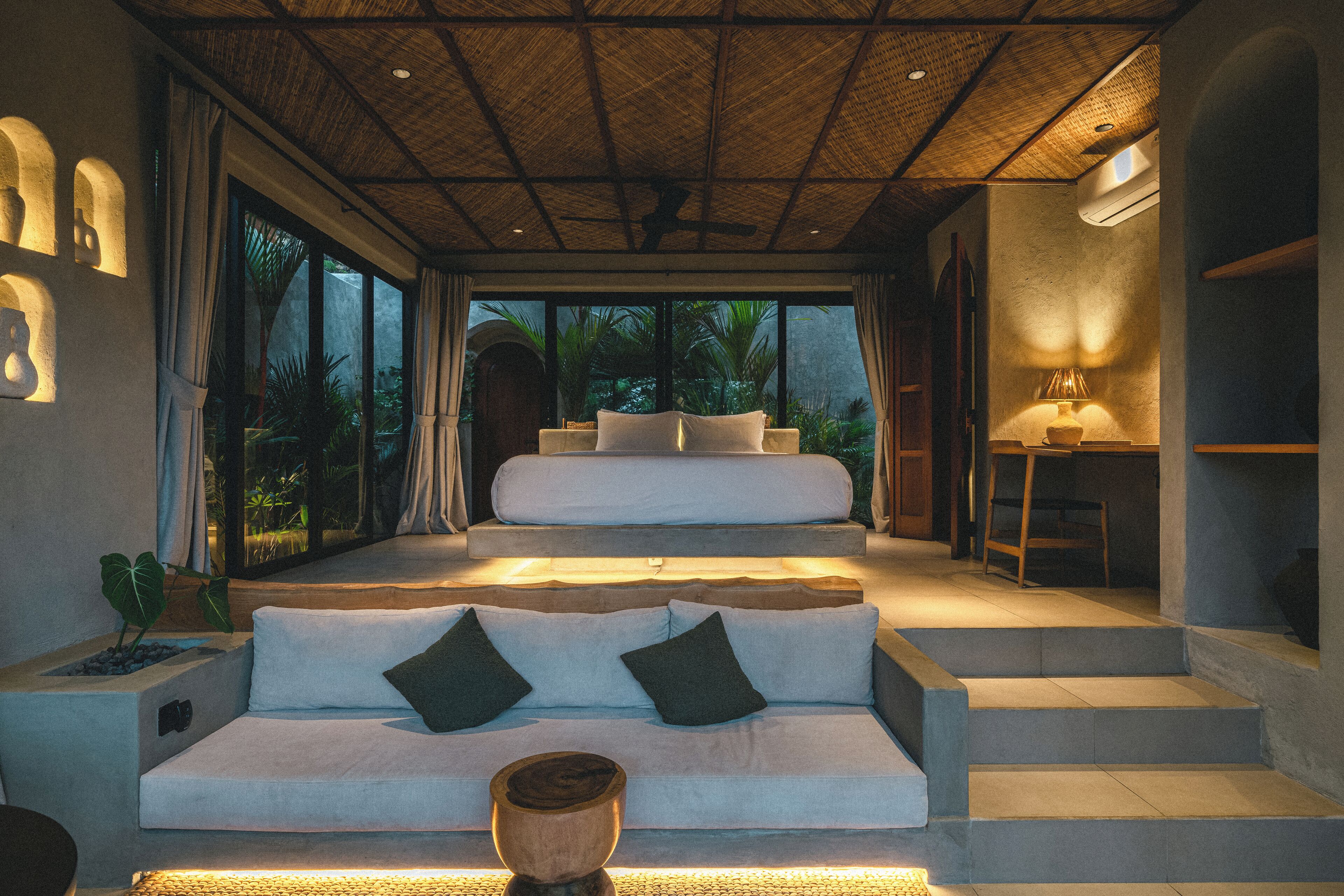 Villa 10 Aia Garden View | Room amenity