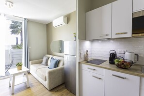 Living area - Appartement n°7 (Cavalaire-sur-Mer)