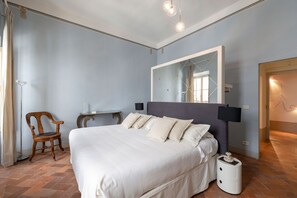 2 bedrooms, iron/ironing board, travel cot, free WiFi - Nice apartment for 4 guests with WIFI, A/C (Cortona)