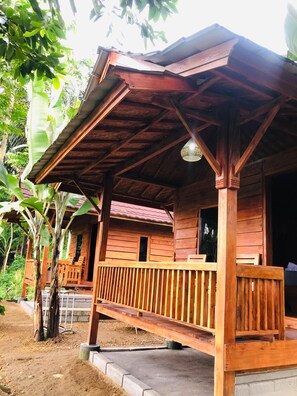 Tägliches inbegriffenes nach Wunsch zubereitetes Frühstück