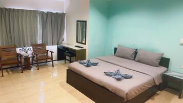 Deluxe Room, Balcony | 1 bedroom, desk, free WiFi