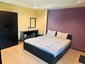 Superior Room, Balcony | 1 bedroom, desk, WiFi (free) - Apartment X5 (Pattaya)