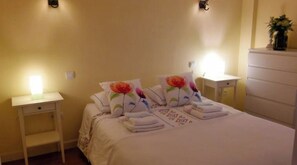 2 chambres, fer et planche Ă repasser, lit parapluie, Wi-Fi gratuit