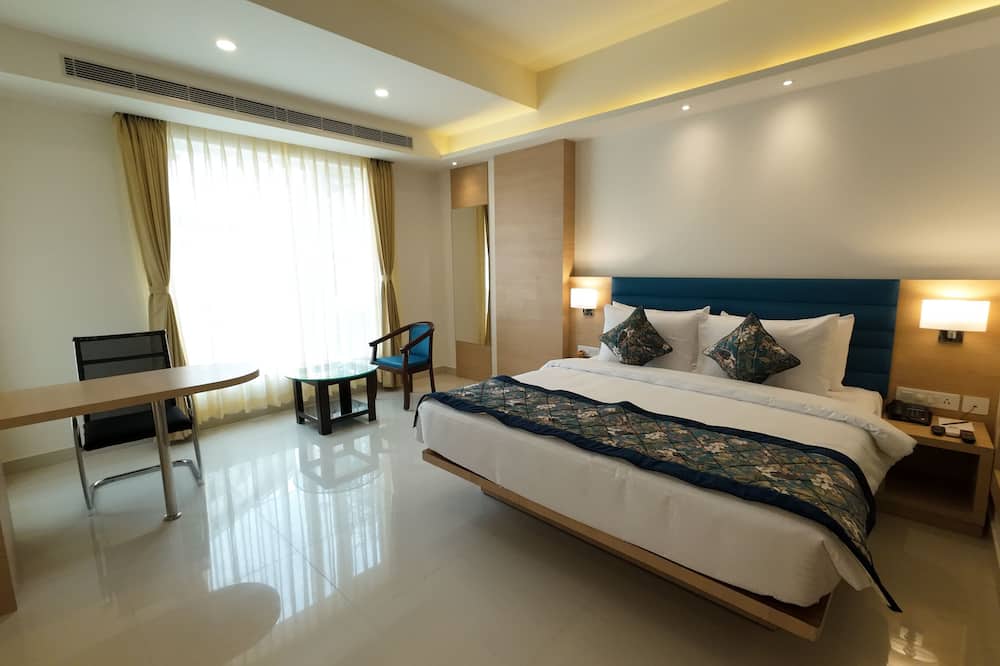 Hotel Sura Grand