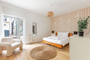 1 室のベッドルーム、デスク、アイロン / アイロン台、WiFi