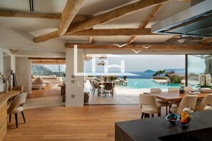 Outdoor dining - Villa Karma, hidden paradise (Arzachena)