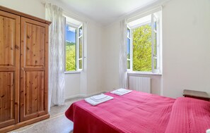 1 bedroom, iron/ironing board, travel crib, free WiFi