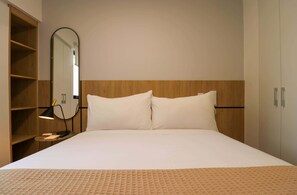 2 Schlafzimmer, Schreibtisch, Bügeleisen/Bügelbrett, WLAN